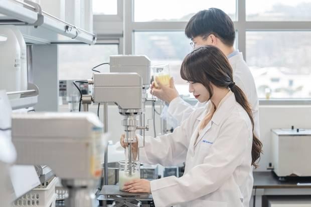 韩国美妆版图再扩张 护发产业成新增长引擎