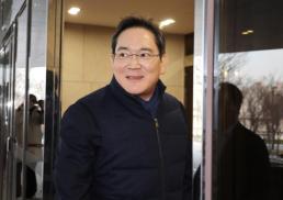 [C-뷰티의 역습] 韓 파고드는 C-뷰티 무서운 기세… 수입액 1년 만에 두 배 폭증