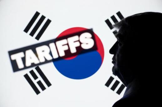 Trumps tariff threat jolts Seoul politics but leaves markets largely unruffled