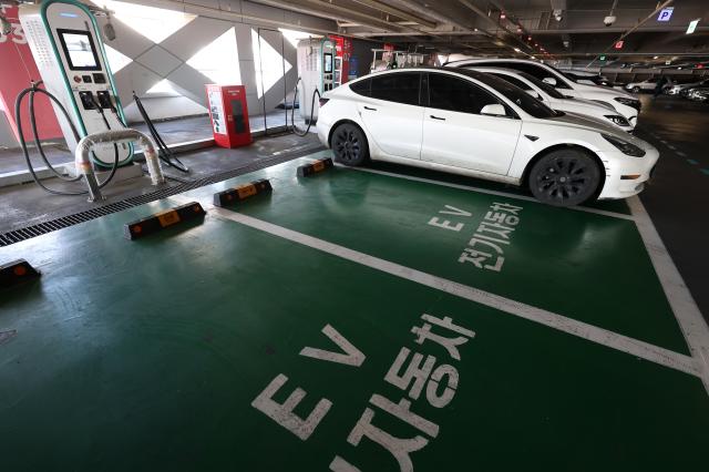 ソウル市の自動車登録台数が3年連続で減少…EVは10万台突破