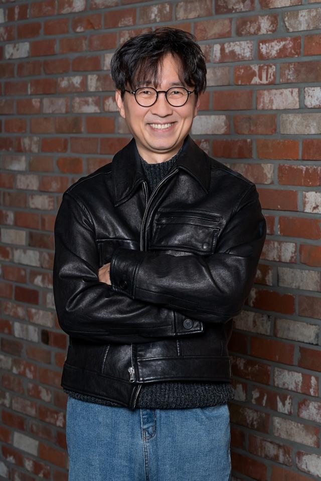 영화 왕과 사는 남자를 연출한 장항준 감독 사진쇼박스