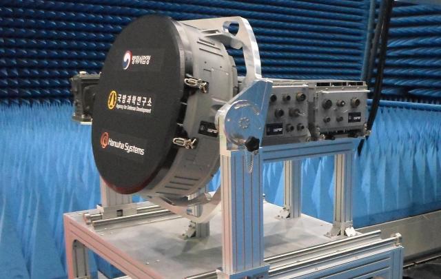 한국형전투기KF-21 AESA 레이다 형상 사진방위사업청