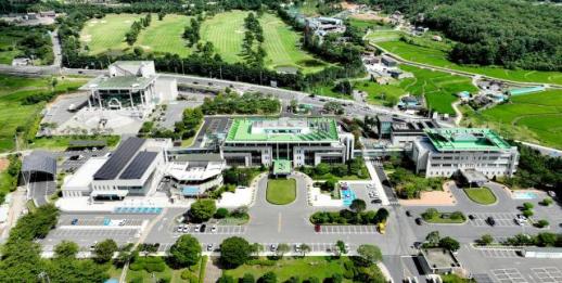 논산시 앙코르 논산딸기… 세계가 다시 부른다