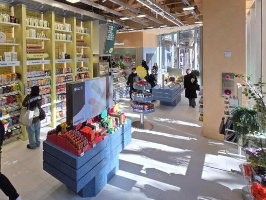 CJ올리브영, 광화문에 올리브베러 론칭... K-웰니스 산업 육성할 것