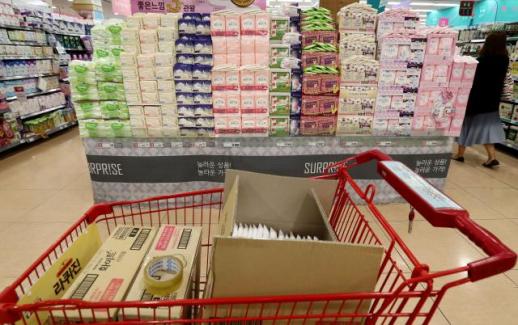 공정위에 국세청까지…생리대 가격 전방위 점검 나서는 정부