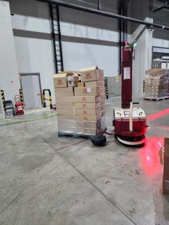 허리 굽히고 칼 드는 물류 현장 대안…에스앤티플러스 스마트로보랩 눈길