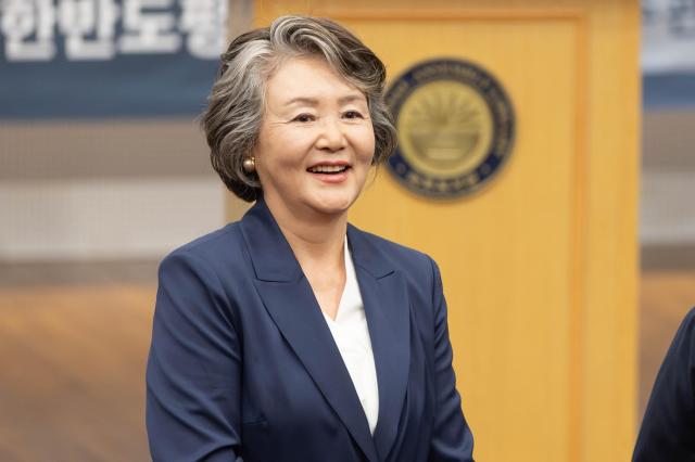 김정숙 여사가 25일 오후 서울 여의도 국회도서관에서 열린 427 판문점선언 7주년 기념식에 참석하고 있다 사진유대길 기자 dbeorlf123ajunewscom