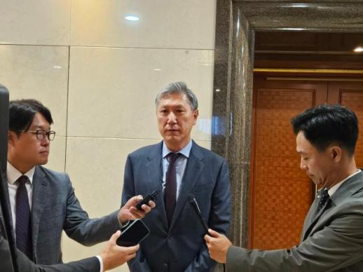 韩国高级官员公开财产 驻华大使卢载宪最壕