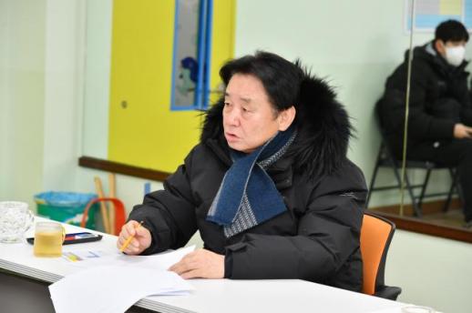 3선 퇴임 앞둔 최문순 화천군수, 마지막 산천어축제 업무보고 주재