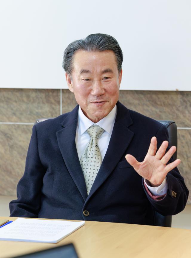 서종대 주택산업연구원 원장이 아주경제와 인터뷰를 진행하고 있다 사진유대길 기자 dbeorlf123ajunewscom사진유대길 기자 dbeorlf123ajunewscom