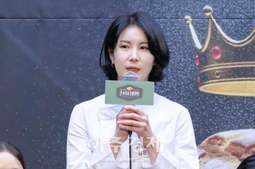 [포토] 광장시장 갈릭 여신 김은희 참가자 (천하제빵 제작발표회)