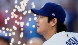 최하위 키움의 선택…논란의 日 투수 영입…왜?