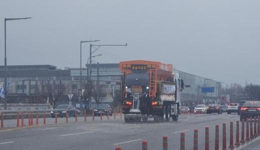 수원시, 최대 10cm 눈 예보에 비상근무 돌입