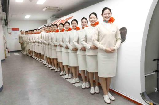 제주항공, 객실승무원 스니커즈 근무화 도입