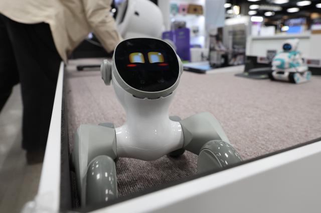 Robots are displayed at Koreas first retail robot store at E-mart in Yeongdeungpo Seoul Feb 2 2026 AJP Han Jun-gu