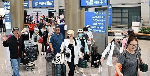 中 관광객, 춘절 맞아 일본 대신 한국으로...中 외교부 양국민 소통에 도움
