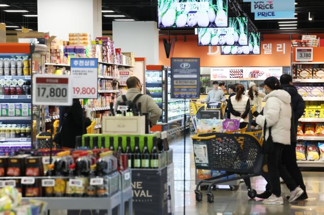 韓国の消費者物価、前年比2.0%↑…サービス・食べ物など上昇
