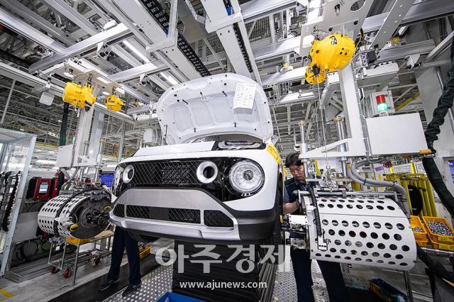 광주지역 지난해 수출액이 전국 특별시 광역시 가운데 최고치를 기록했다 자동차와 반도체 산업이 수출을 주도했다 사진은 광주글로벌모터스GGM 작업장 사진광주시