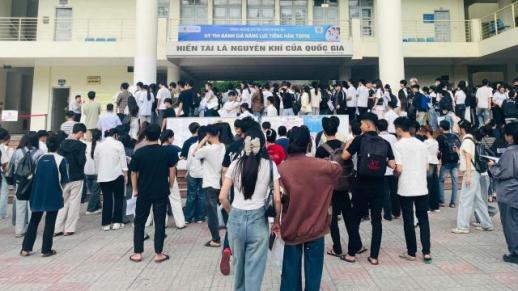 Tiếng Hàn ngày càng lên ngôi…Việt Nam chính thức đưa chứng chỉ TOPIK vào xét tuyển đại học