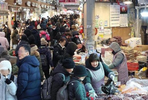 온누리상품권 설 명절 할인 축소...내수침체, 전통시장 먹구름 