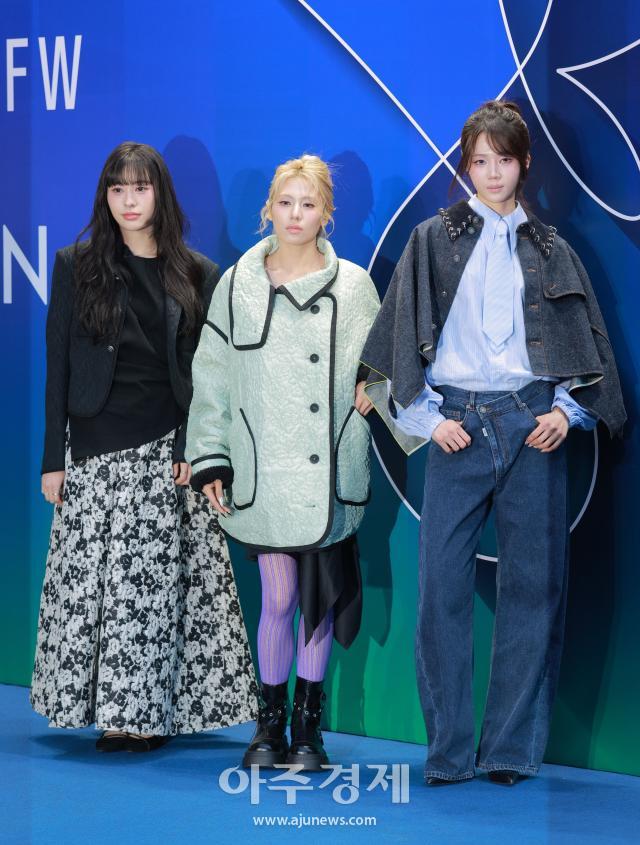 [포토] 걸그룹 New L, 2026 F/W 서울패션위크 참석