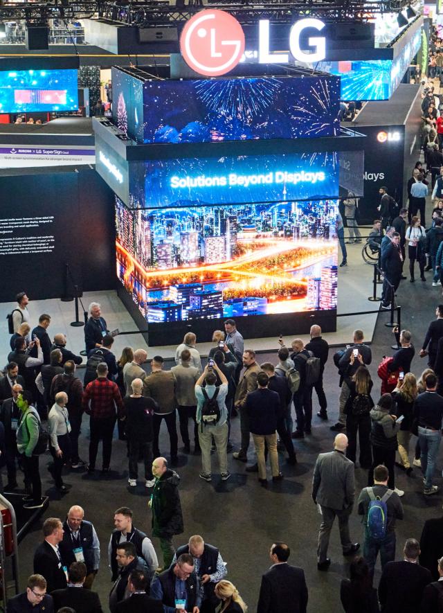 LG Electronics showcases B2B solutions at North American, European trade shows
