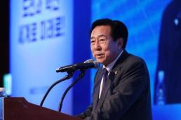 [정연우의 중기직설] 중통령 장기집권?...누구를 위한 위인설법