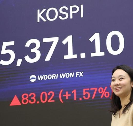 [코스피5000 함정] 주식 불장인데 민간소비는 찬바람