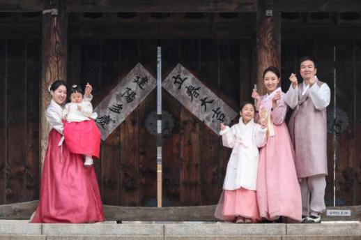 Knock, knock, spring is here 