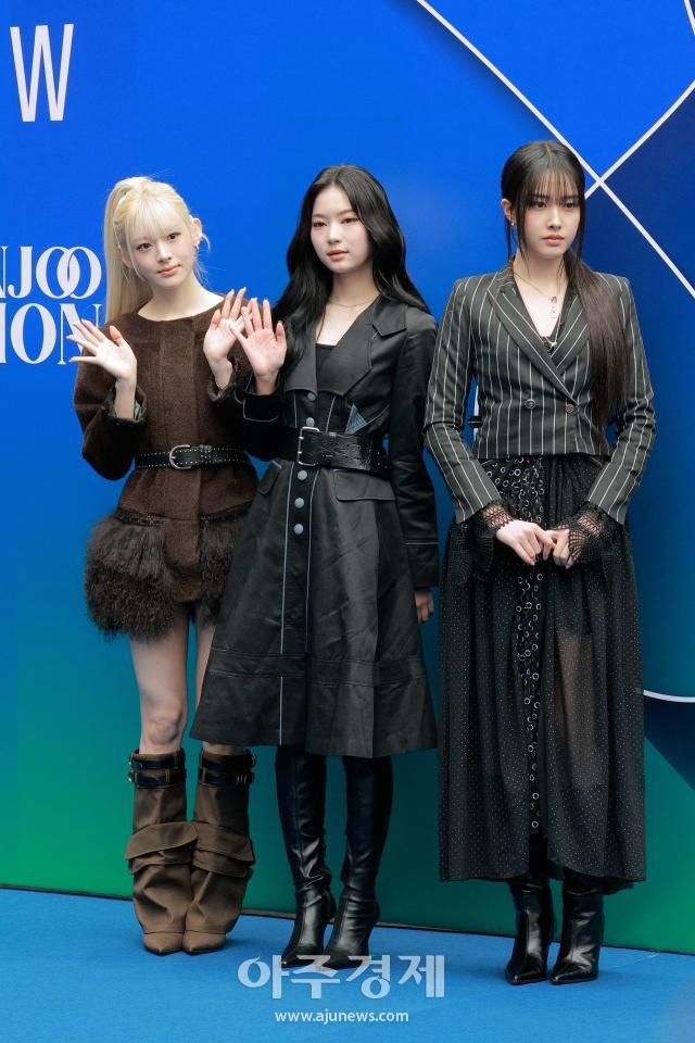 [포토] 스테이씨 세은·아이사·윤, 2026 F/W 서울패션위크 참석
