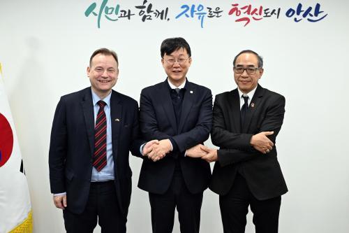 이민근 시장 현장에서 답 찾는 게 안산의 경제 행정