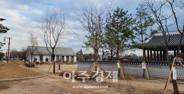 수원화성행궁 內 위치한 구 신풍초교 강당사진김문기 기자