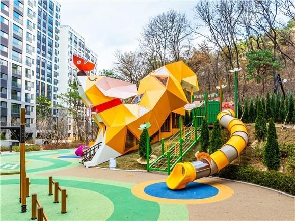 힐스테이트 검단포레스트 어린이놀이터 웰시코기의 봄 사진연합뉴스
