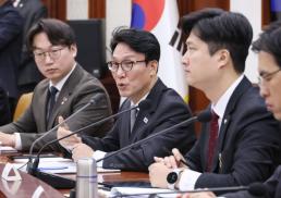 [속보] 조국, 정청래 합당 제안에 국민·당원 목소리 경청할 것