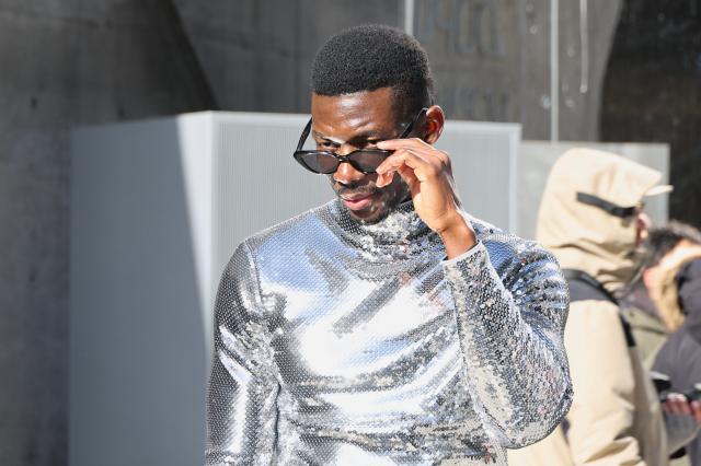 A model poses at DDP in Jung-gu Seoul Feb 6 2026 AJP Han Jun-gu