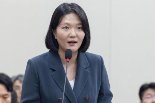 네이버 최수연 대표, 지식인 답변 노출 사과…재발 방지할 것