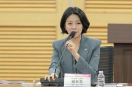 국민의힘 서울시당, 고성국 징계 심사…배현진 윤리위 징계 착수