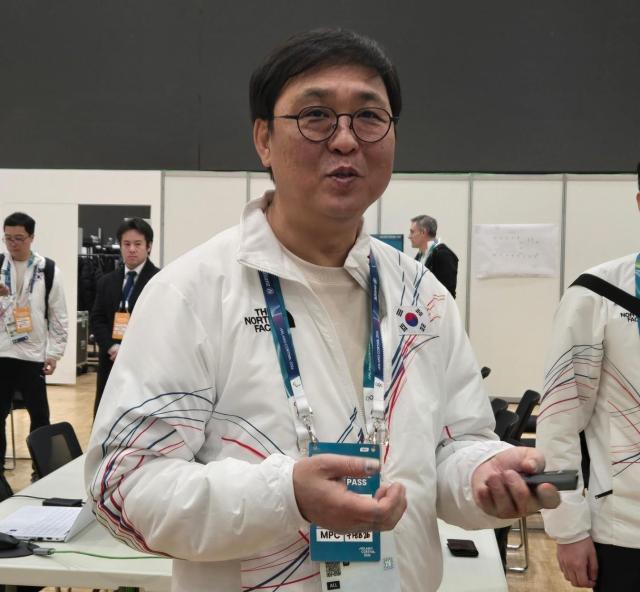 7일 이탈리아 밀라노의 올림픽 메인프레스센터MPC 찾은 최휘영 장관 사진연합뉴스