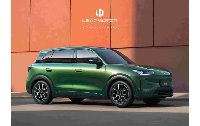 립모터가 올해 유럽에 수출할 소형 SUV B03X중국명 A10 모델 사진스텔란티스 홈페이지