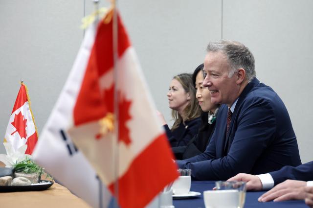 인사말 하는 스티븐 퓨어 캐나다 국방조달 특임장관 사진연합뉴스