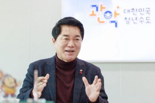 [아주초대석] 공약 사업 이행률 97.7%...박준희 관악구청장 현장에 답