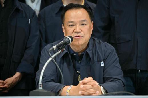 폴리티코 미국인에겐 생소한 쿠팡, 미국서 전방위 로비 공세