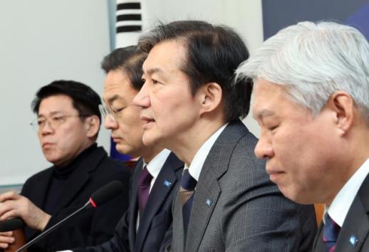 조국, 與 겨냥 계파 이익 앞세운 권력 투쟁 멈춰야