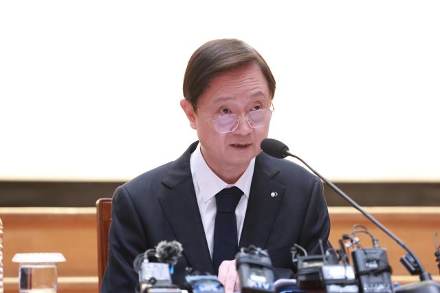 이찬진 사진금융감독원