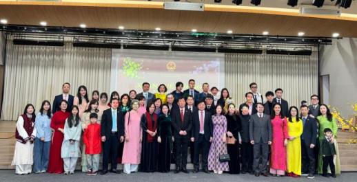 Cộng đồng người Việt Nam tại Hàn Quốc đón Tết Bính Ngọ với chương trình Xuân Quê hương