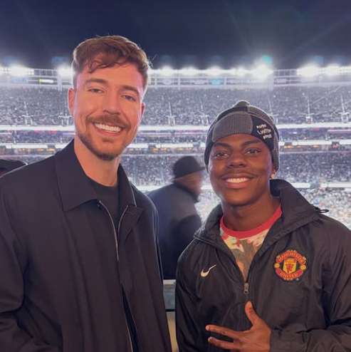 유튜버 미스터비스트왼쪽와 아이쇼스피드 사진미스터비스트 SNS