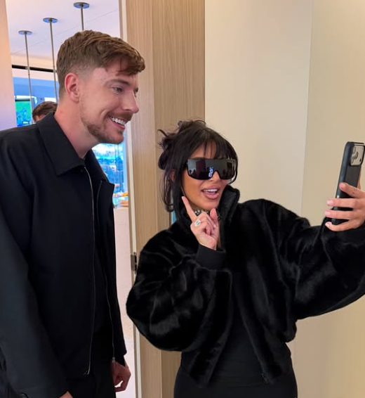 미스터비스트왼쪽와 킴 카다시안 사진미스터비스트 SNS