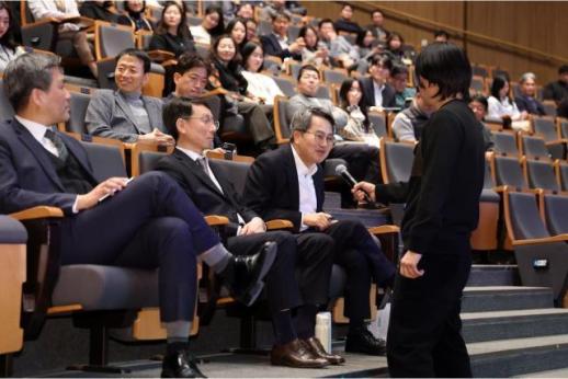 실무형 지도자 김동연 재조명...경기포럼서 부각된 행정가의 무게