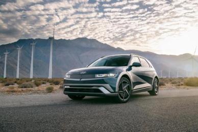 BYD에 뒤처진 전기차 경쟁력…현대차그룹 추격 해법은