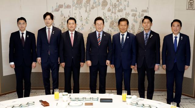李, 내일 여야 대표 만나 민생·국정 협력 방안 논의